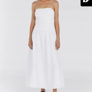 DISSH White Strapless Dress